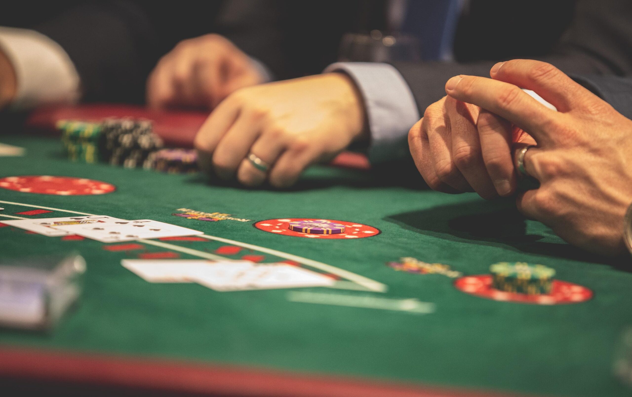 A Clear Guide to Baccarat Rules, Card Values, and Round Structure